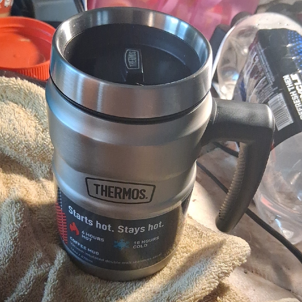 Thermos Silver and Black Insulated Mug